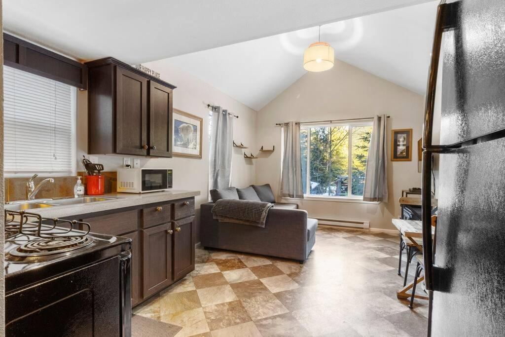 Cozy Tiny Home Steps Away From Mt. Rainier Ashford Buitenkant foto